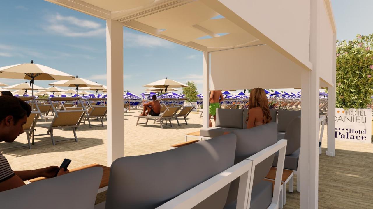 Hotel Palace Bibione Exterior photo